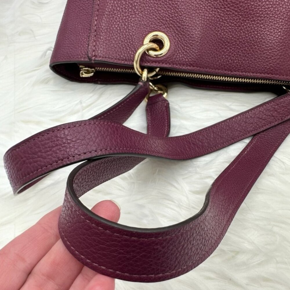 ⭐️⭐️SOLD⭐️⭐️ Coach Jes Pebbled Leather Tote/Shoulder Bag with Varsity Stripe - Picture 12 of 16